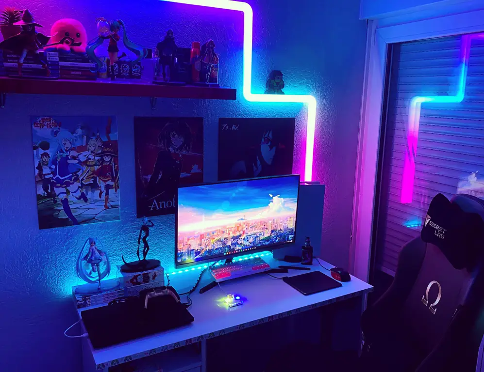 Setup Menonton Anime yang Nyaman Gambar setup menonton anime yang nyaman